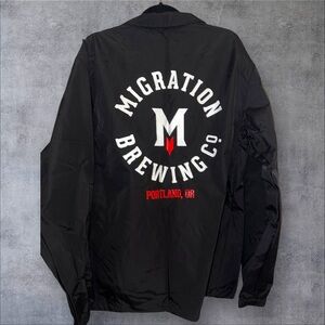 Migration Brewing Co. Black Wind breaker size XL